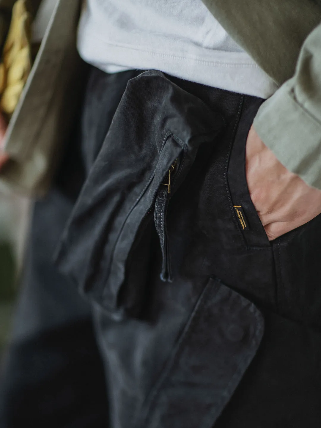 BIG POCKET CARGO PANTS