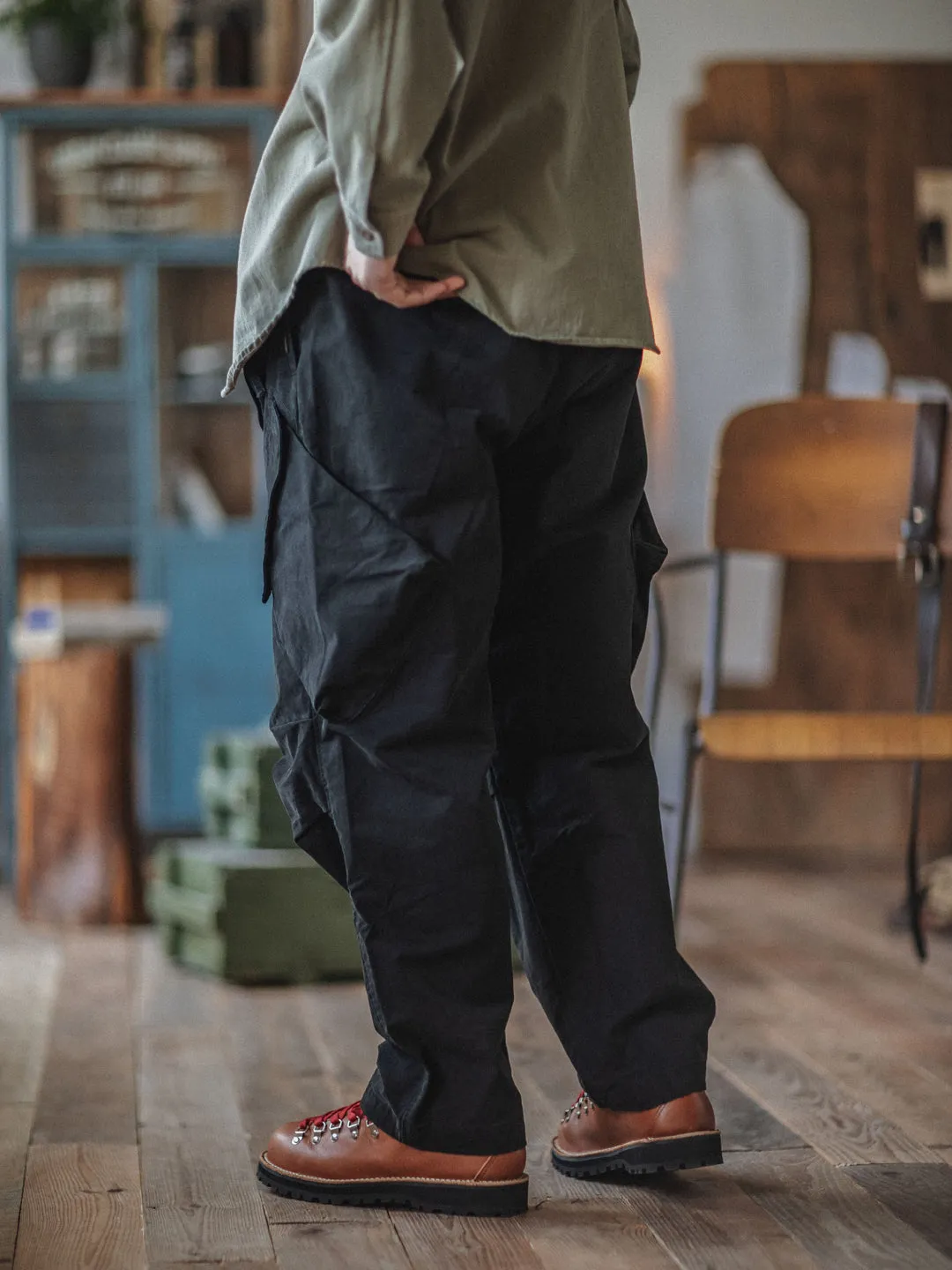 BIG POCKET CARGO PANTS