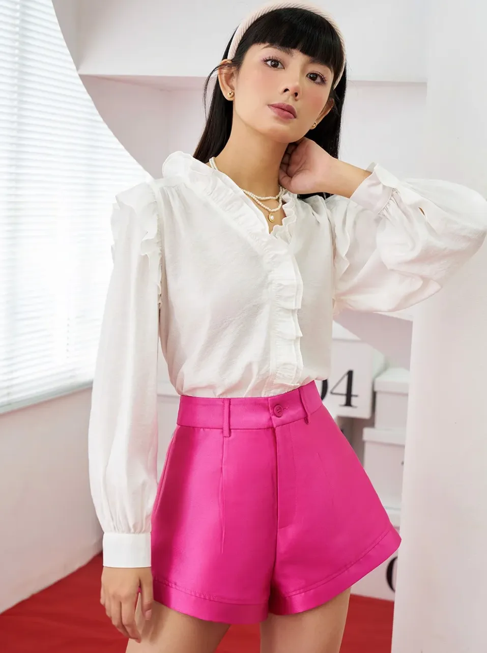 Dottie Taffeta Short Q0238 - Gu Fashion | Vietnam Fashion Store