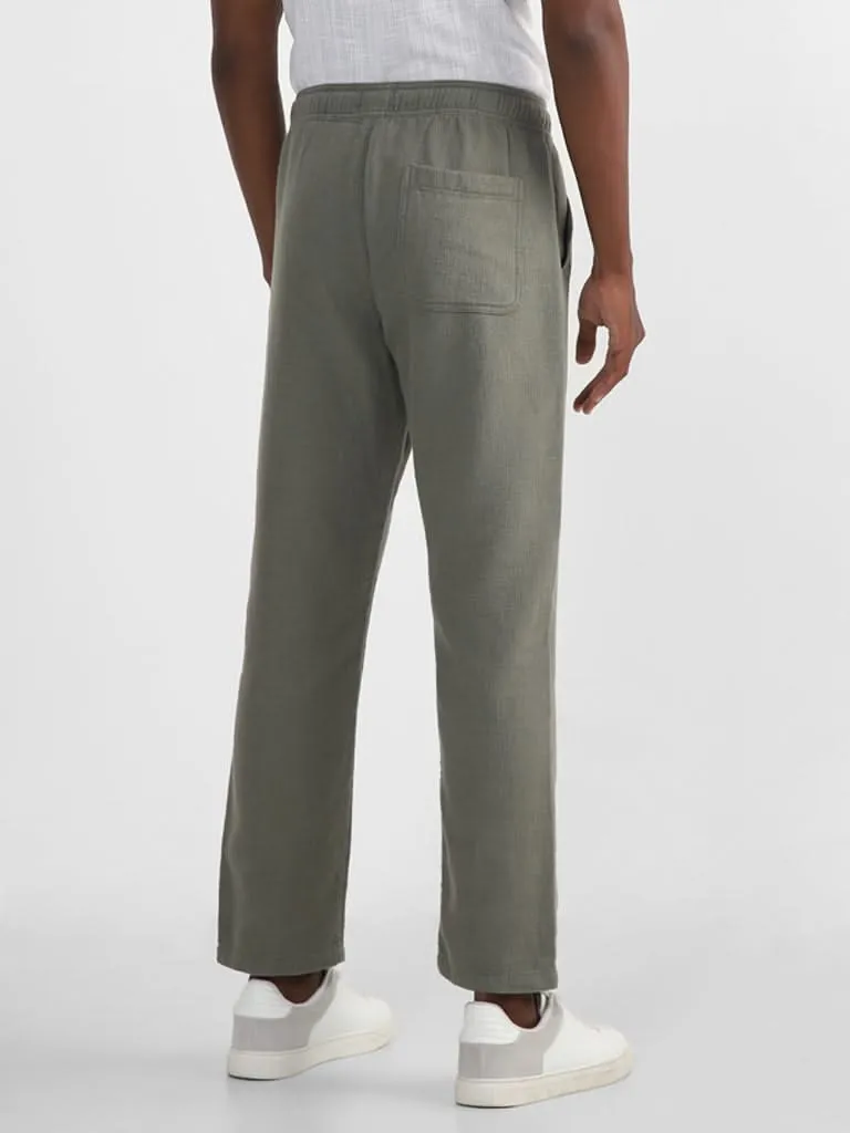 ETA Solid Sage-Colored Cotton Slim-Fit Mid-Rise Chinos