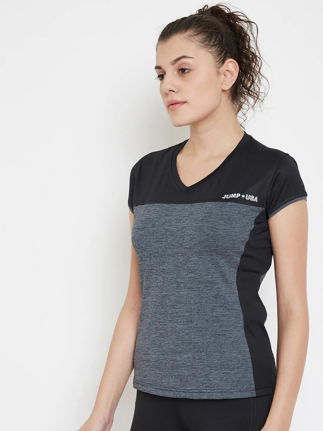 JUMP USA Women Black & Grey V-Neck Training T-shirt