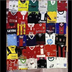 Men? football T-shirts and jerseys 36 pieces