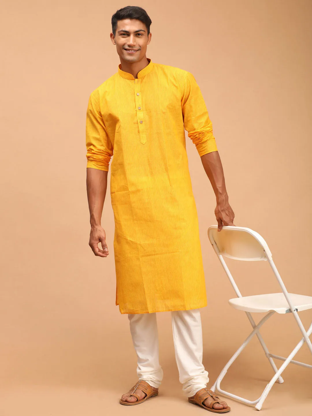 Men's Yellow Pure Cotton Kurta - Vastramay