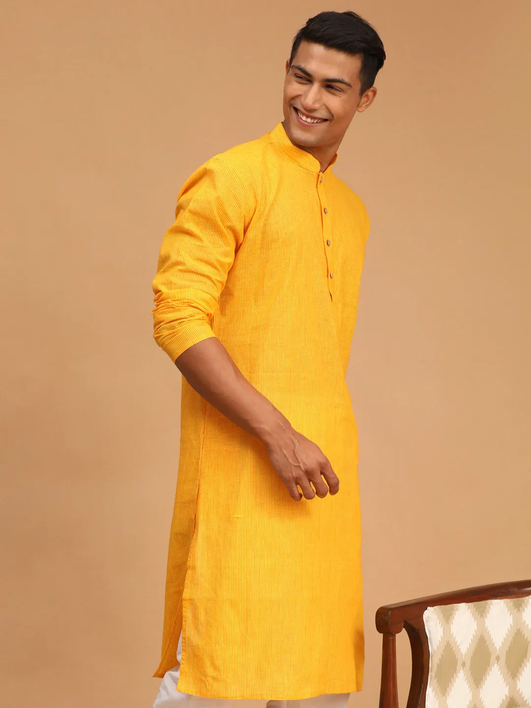 Men's Yellow Pure Cotton Kurta - Vastramay