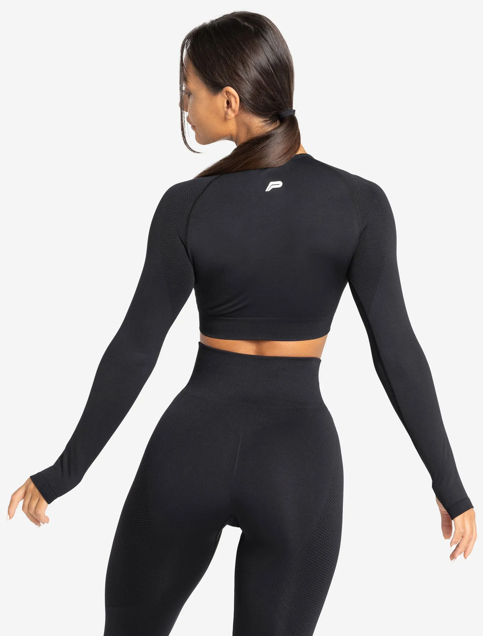 Move Seamless Long Sleeve Crop Top - Black