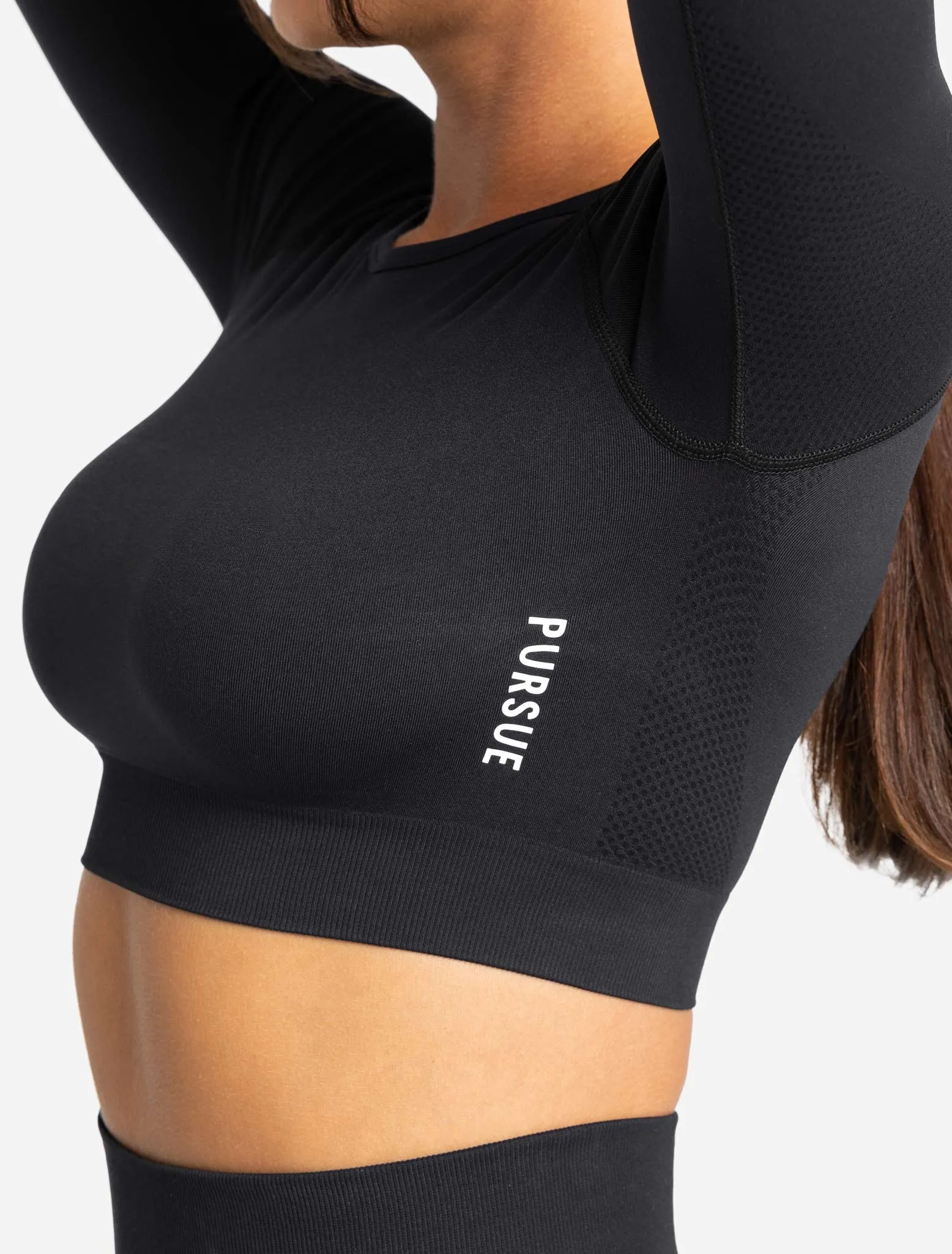 Move Seamless Long Sleeve Crop Top - Black