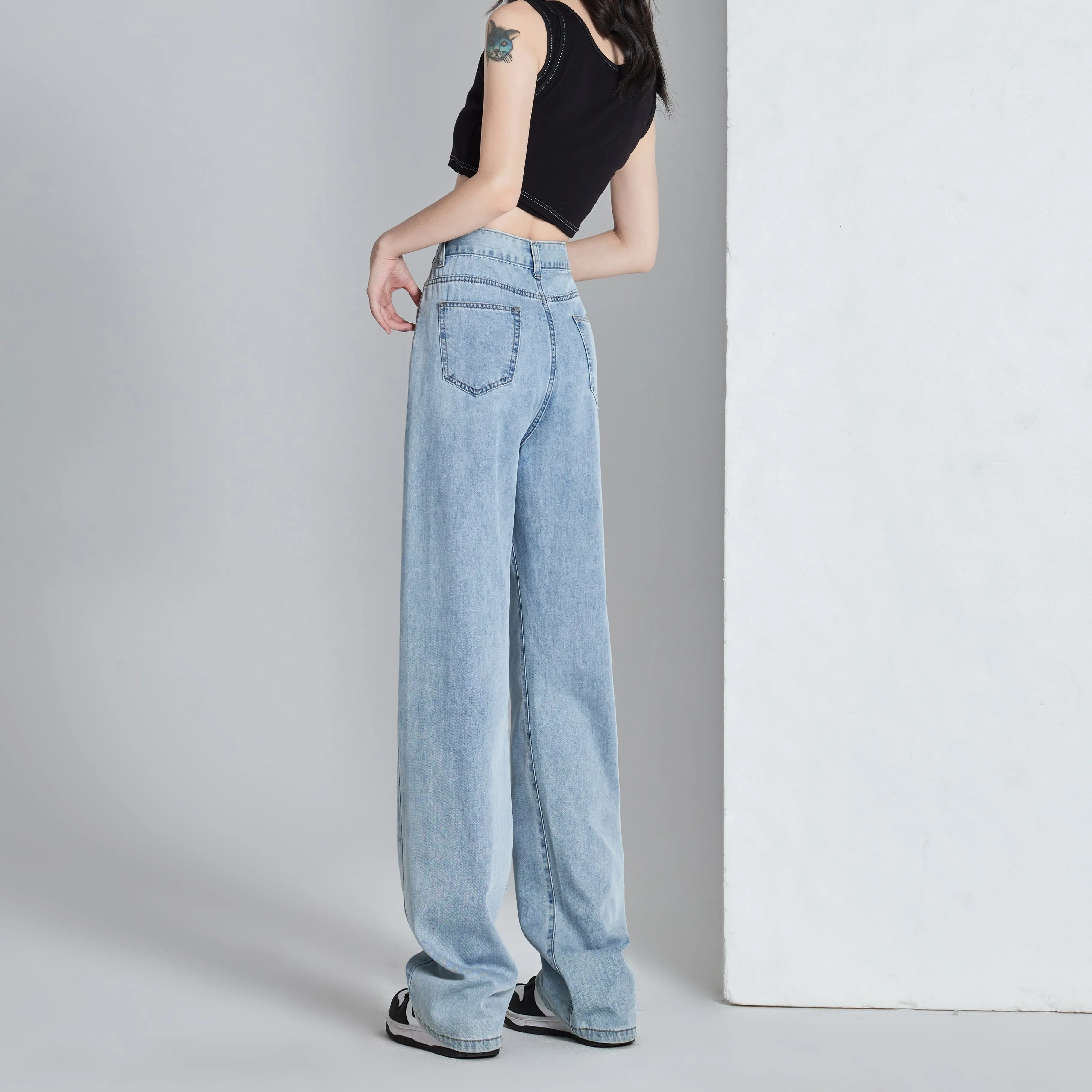 Versatile Slimming Thin Draping Straight Leg High-Waisted Jeans