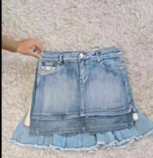 Y2K DENIM MINI SKIRTS - 10 PCS